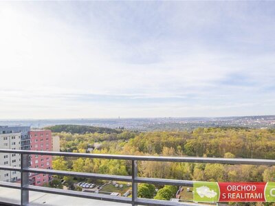 Praha / Troja, byt 3+KK s terasou a panoramatickým výhledem na Prahu!