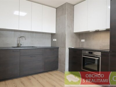 Praha - Újezd u Průhonic, moderní byt 2+KK