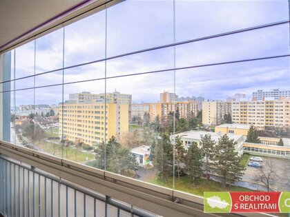 Praha / Háje, byt 1+1 se zasklenou lodžií a sklepem