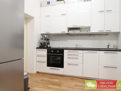 Praha - Karlínské náměstí, byt 2+KK (45 m2) po rekonstrukci