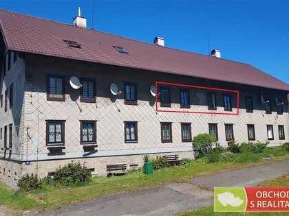 Harrachov v Krkonoších  bytová jednotka 2+1, sklep, zahrada