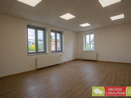 Říčany / obchodní prostor o výměře 61 m2