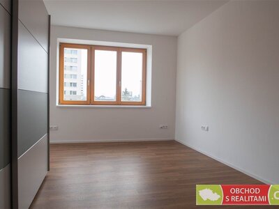 Radotín, 3+kk s terasou, balkónem, sklepem a parkovacím stáním