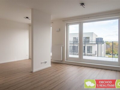 Kladno, byt 1+kk s terasou, sklepem a parkovacím stáním